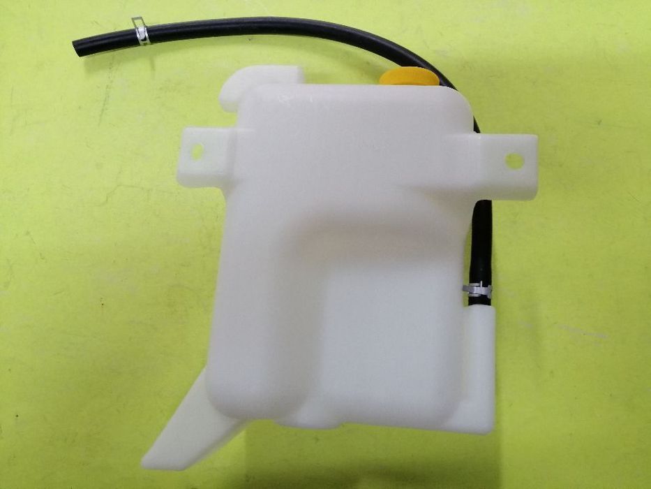 Vaso expansão novo para a Nissan Pickup D21