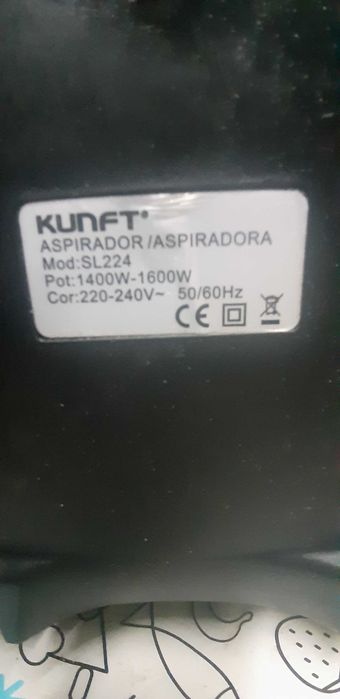 Sucção furiosa no estreito dum canudo