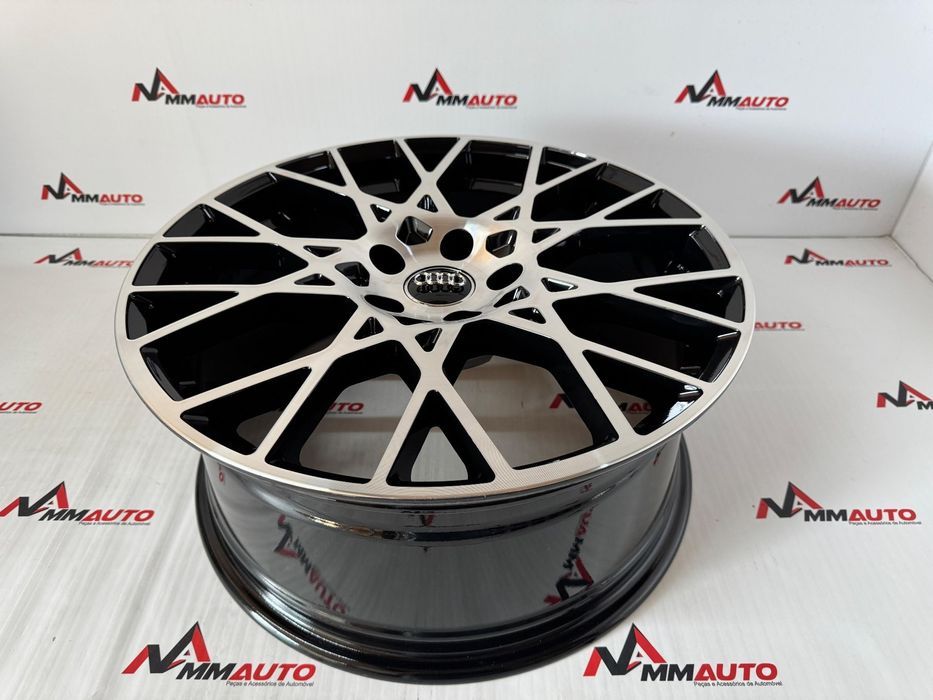 Jantes Look Audi RS4 2024 Preto Polido 18