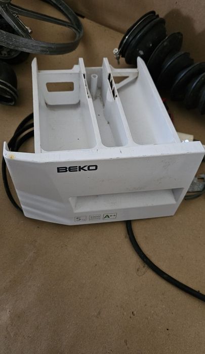 Części zamienne do pralki 
Beko WMB 51022 PL