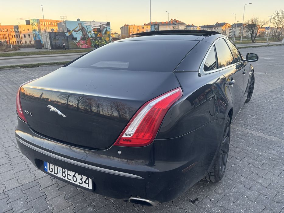 JAGUAR XJL LONG 3.0D 275KM Panorama Xenon 2xSzyberdach