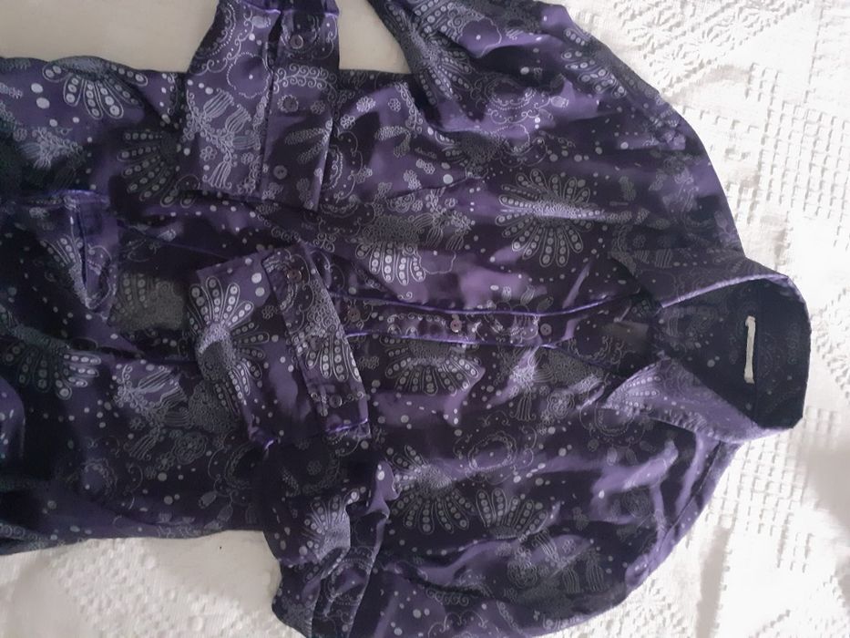Camisa roxa da Salsa