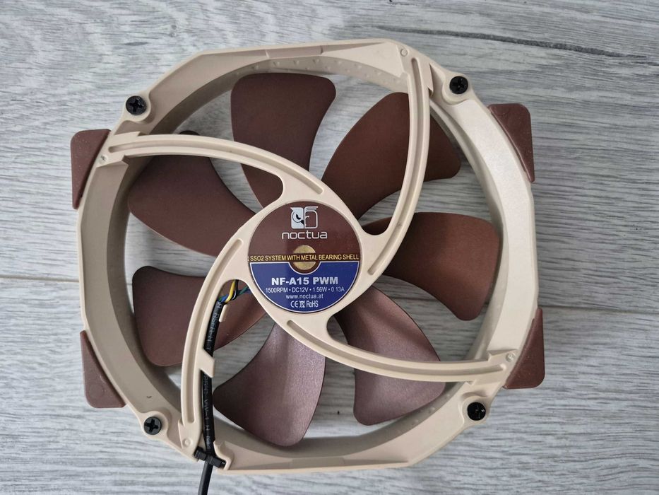 преміум вентилятор Noctua NF-A15 PWM 4pin (від Noctua NH-D15)