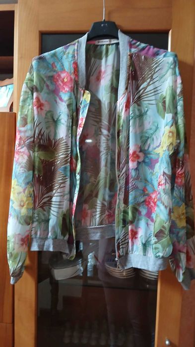 vestidos, tunicas e casacos