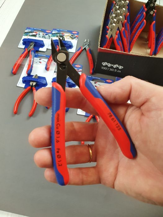 Electronic Super Knips® KNIPEX.  Кусачки прецизійні knipex.