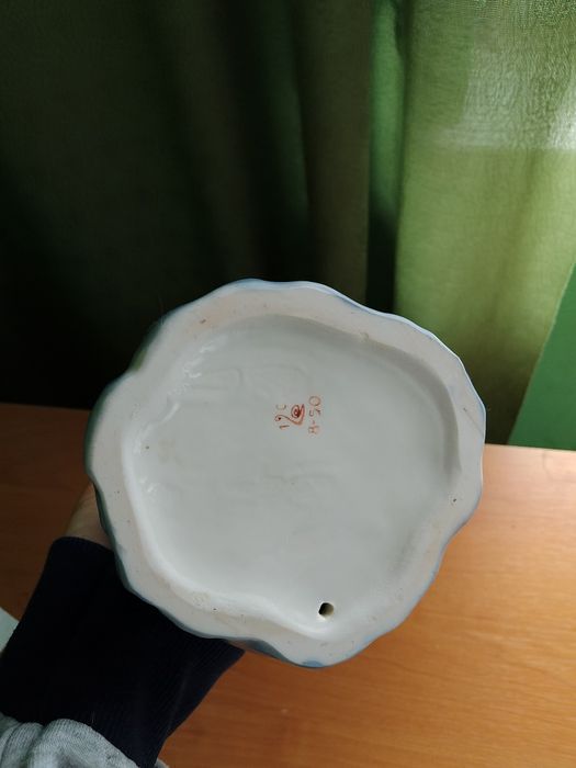 Piękna porcelanowa figurka para folklor ceramika