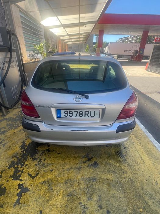 Nissan almera (gasolina)