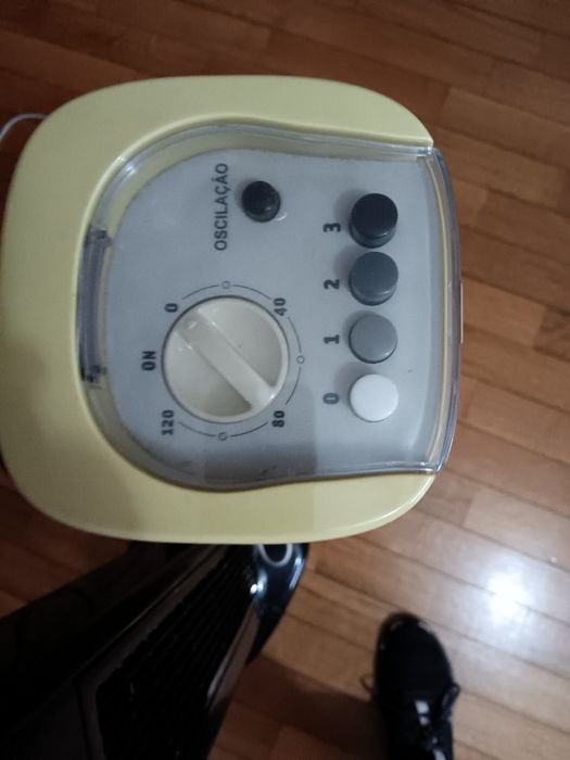 2 colunas de ar marca Becken e Tronic