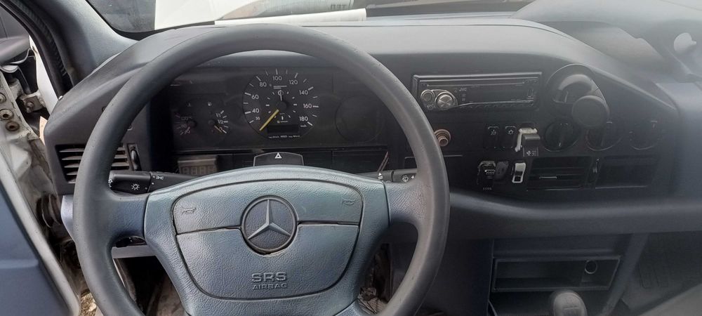 Mercedes Benz sprinter