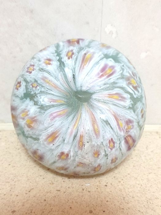 Lindissima antiga taça Millefiori em vidro Murano