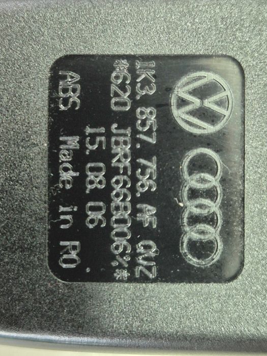 vw golf v passat b6 klamra zapinka pasa prawa pasażera WERSJA USA