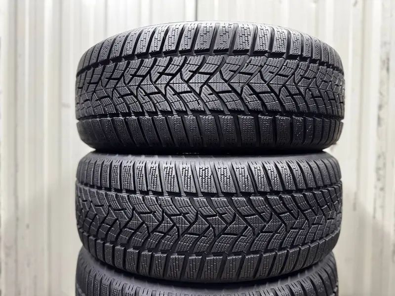 Шини бу 215 55 R17 Dunlop Winter Sport 5
