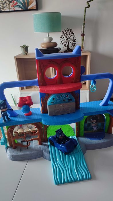 Avião Patrulha Pata e Torre/Comando dos PJ Mask