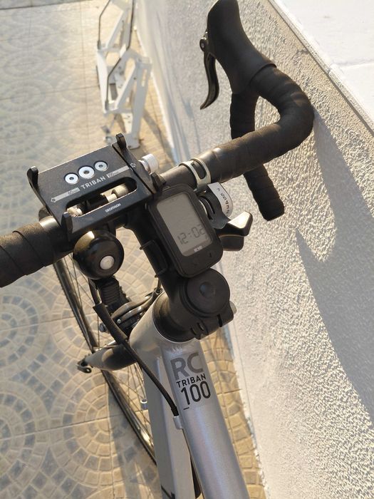 Bicicleta Estrada Triban RC100 + Capacete e Acessórios