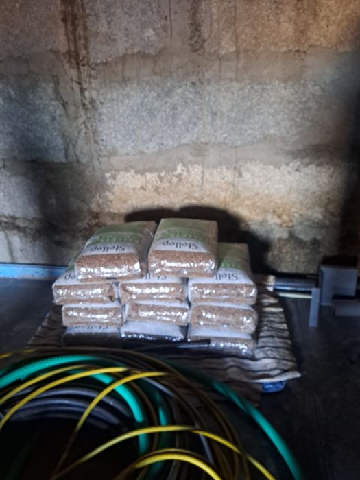 Caldeira Pellets com Reservatorio