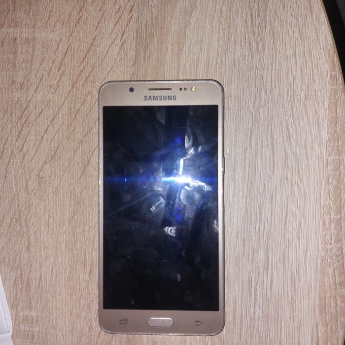 Samsung Galaxy J5 (2016)