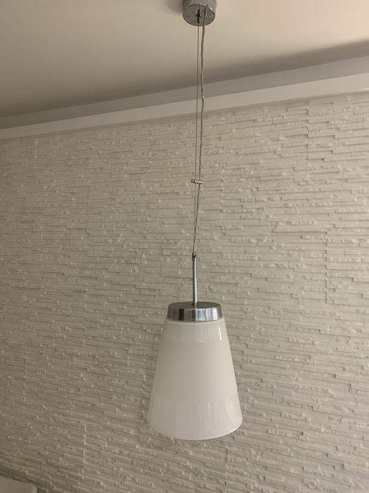 Lampa wisząca biała szklana