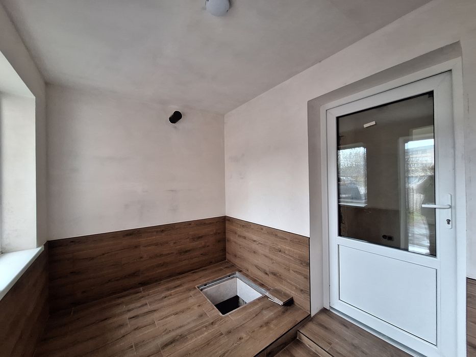 1 кімнатна 50,3 м  у центрі с. Щасливе 8 км від Києва