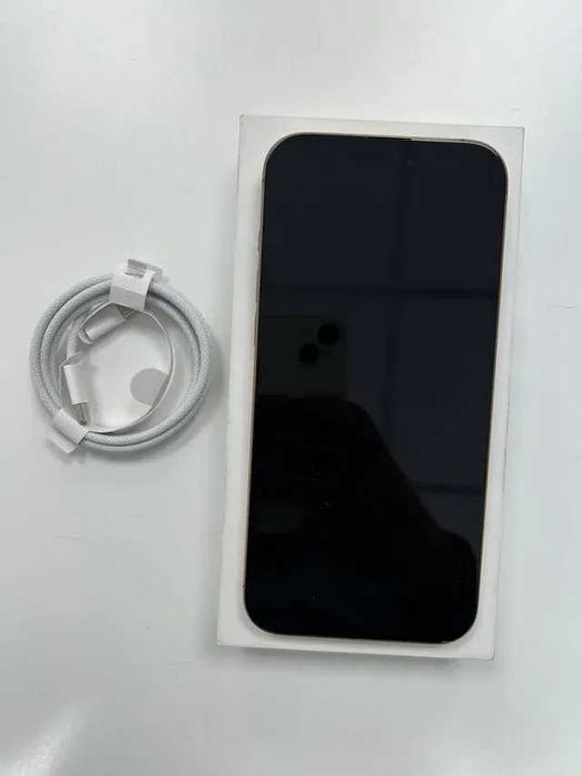 Apple iPhone 16 Pro Max 6.9" 512gb branco titanium