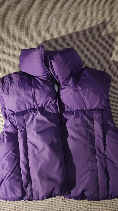 Blusão / colete  roxo Bershka