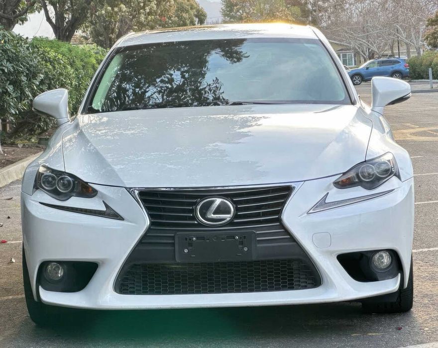 Lexus IS 350      2015