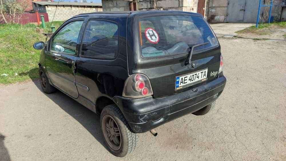Renault  Twingo  автомобіль
