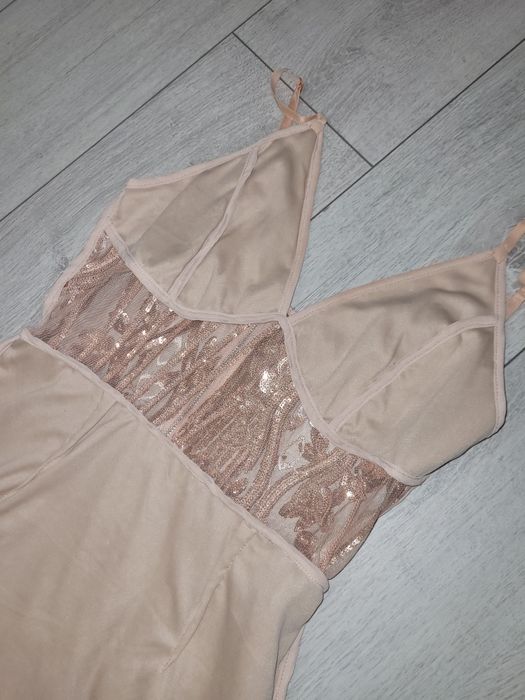 Sukienka w cekiny różowe złoto r.XS