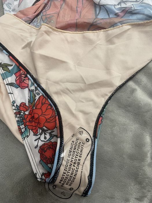 Продаю розумний  купальник у стилі. Pitaya