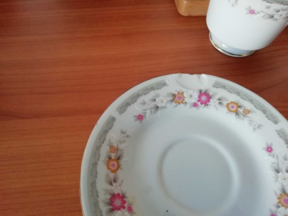 Serviço de chá com flores