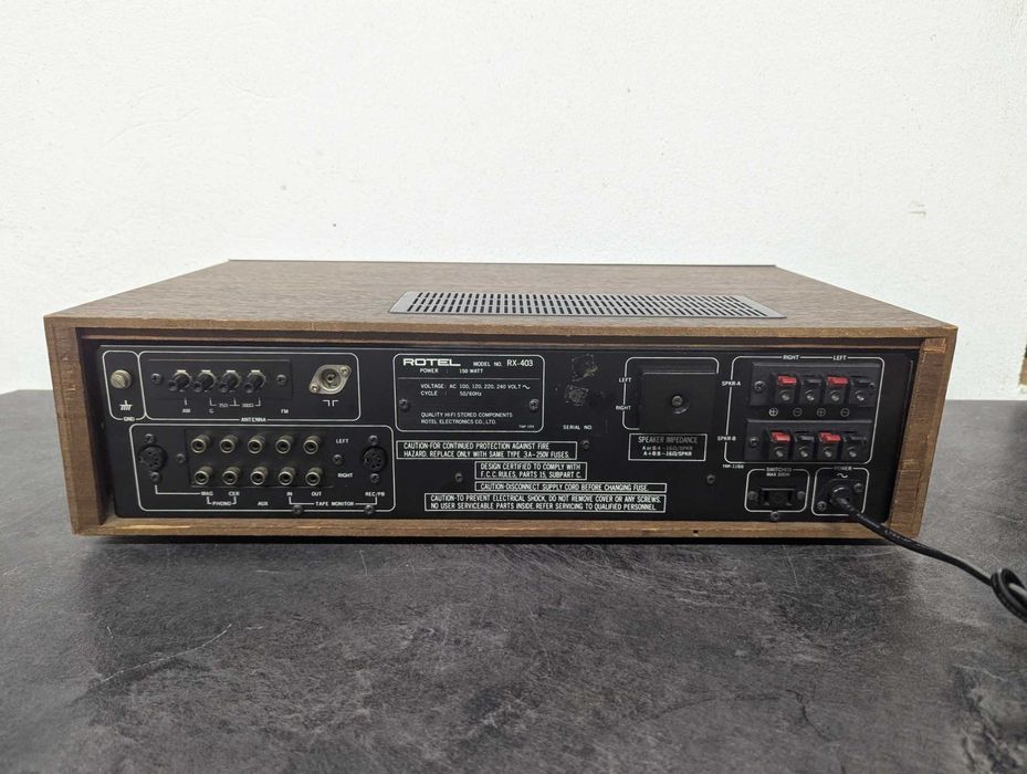 Cтерео ресивер Rotel RX-403