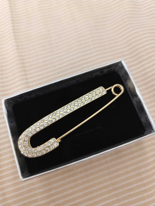 Alfinete vestido noiva