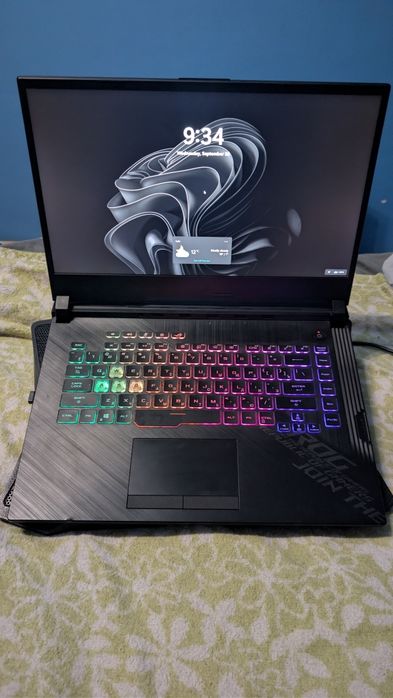 Asus ROG strix G512LW