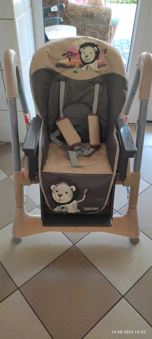 Fotelik do karmienia