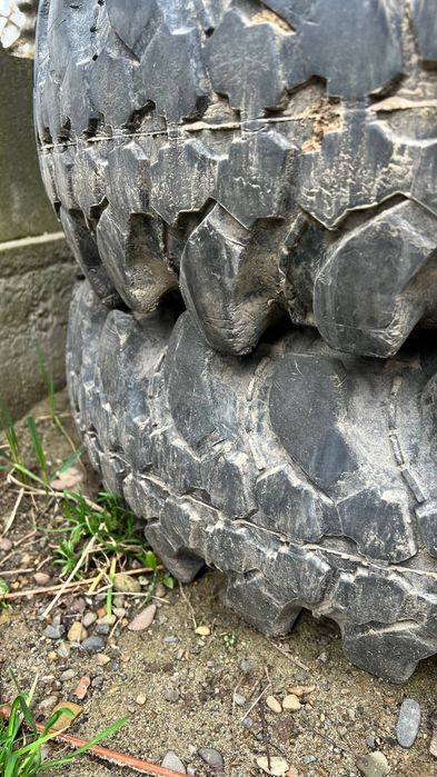 CST, Silverstone, Roadcruza. 35x10.5 r16