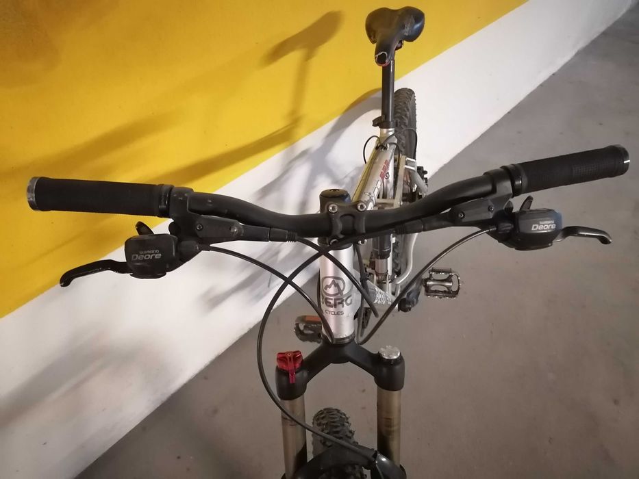 Bicicletas de btt e bmx