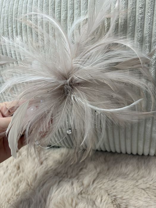 Spinka do włosów pióra