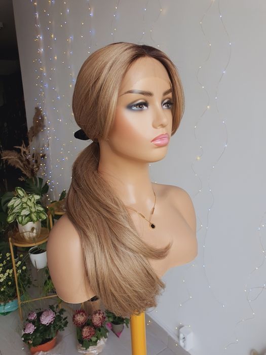 Długa peruka Kim karmel lace front jak naturalny włos