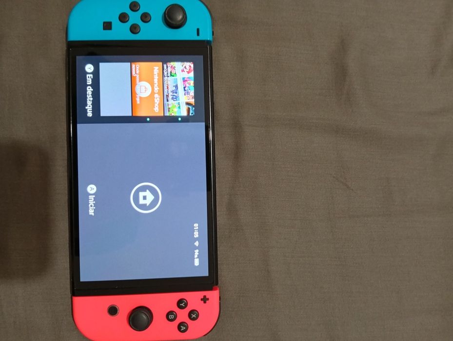 Nintendo Switch OLED desbloqueada