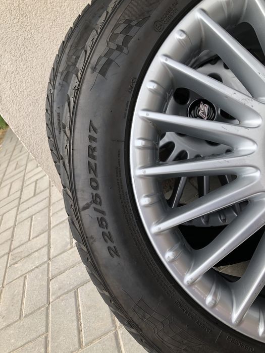 Оригінальні колеса Alfa Romeo (Ford)5*108 r 17