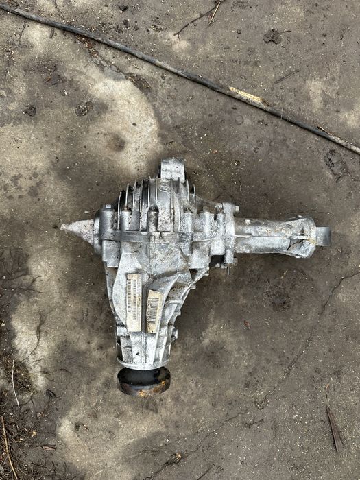 Продам редуктор переднего моста mercedes ml350 164