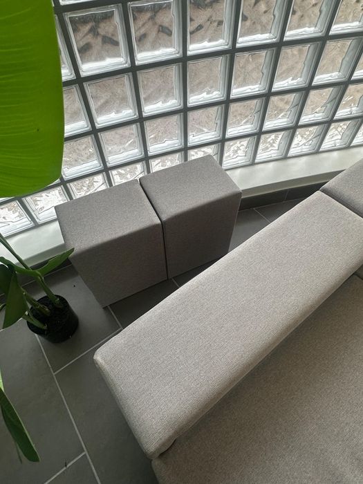 Sofá com chaise long