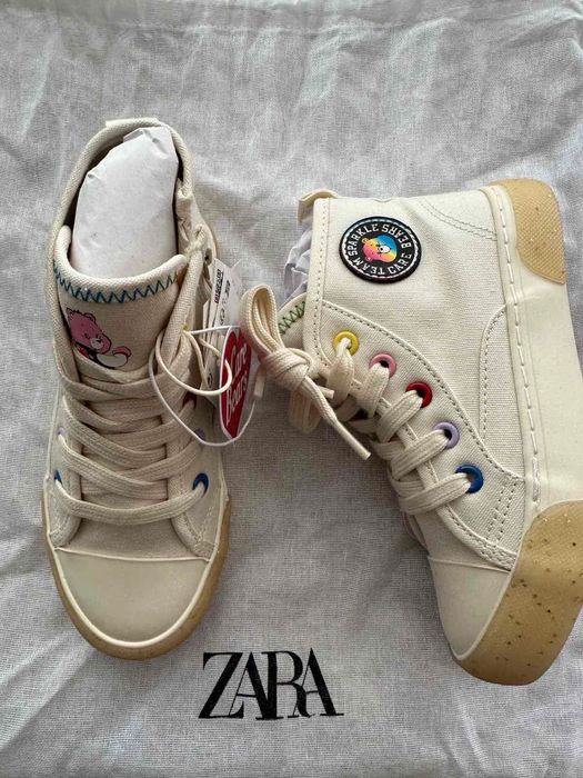Дитяче взуття Zara