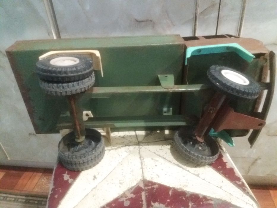 Детская игрушка ссср грузовик маз