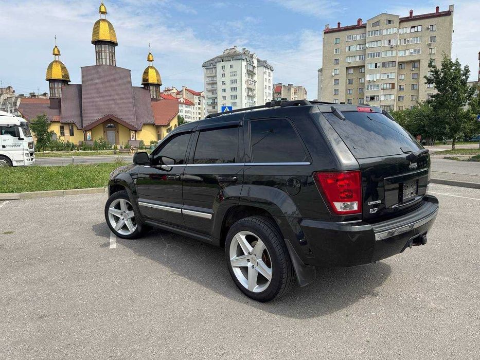 Jeep Grand Cherokee 2005
III покоління/WK  5.7i AT 4WD Limited
