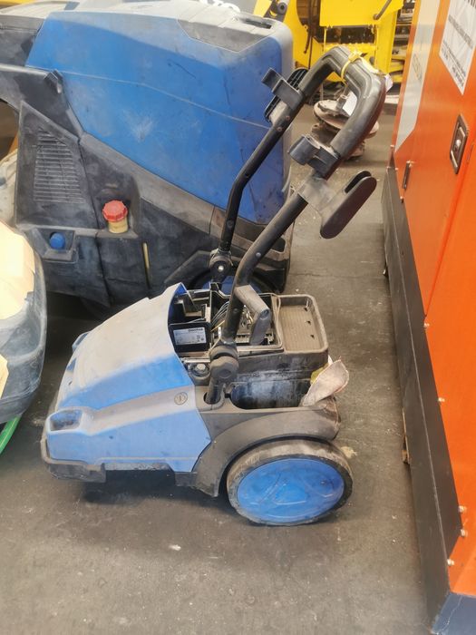 Máquinas lavar de alta pressão Karcher e Nilfisk