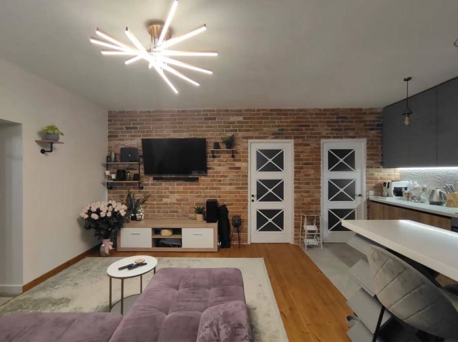 Продам дом в пещанке два дома на участке