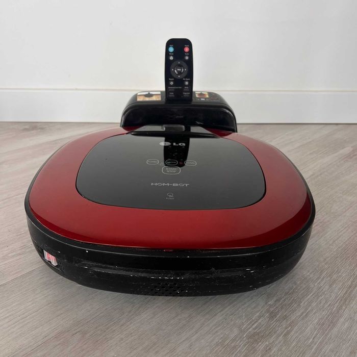 Робот-пилосоc LG Hom Bot VR6260LV