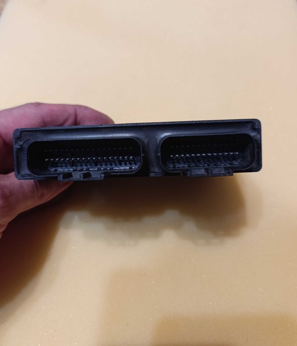Блок управления двигателем ECU Suzuki GSR600 32920-44G00 DENSO оригинал