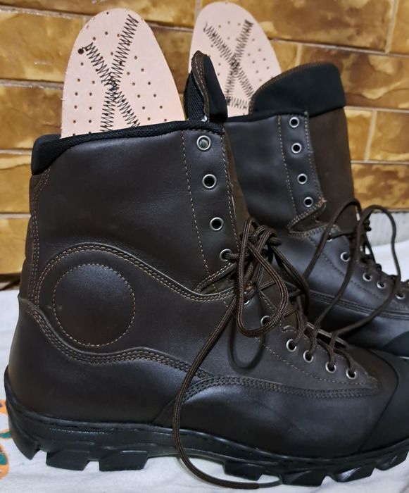 Берци шкіряні (легкі на нозі) з балістичними вставками