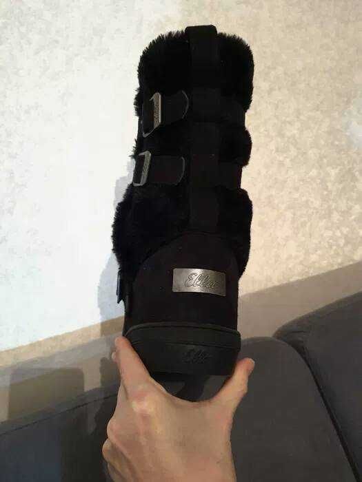 Зимові сапоги, угги, дуже зручні пласка підошва легенькі чорні чоботи